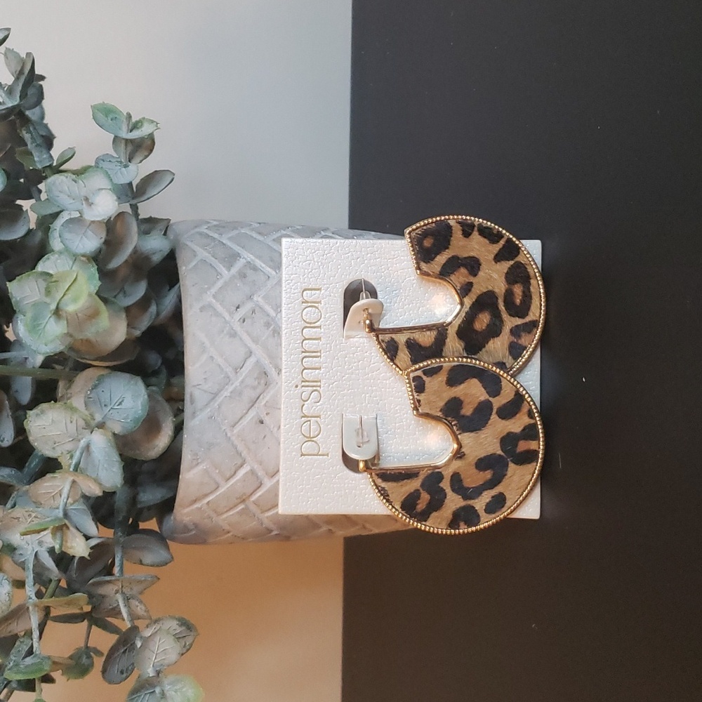 Leopard Print Earrings *NWOT*